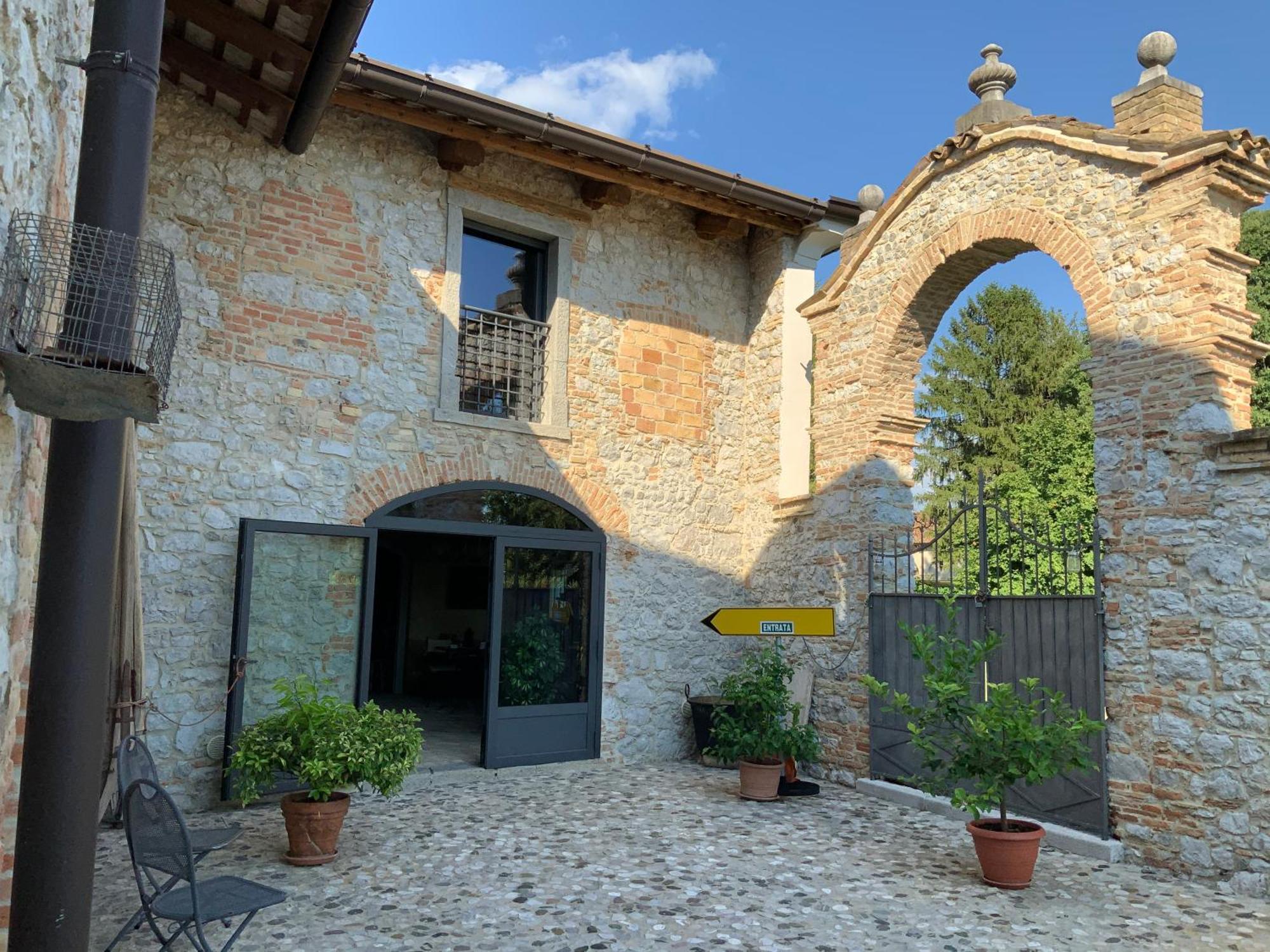 San Vito al Torre Borgo Palazzo Steffaneo Bed & Breakfast エクステリア 写真